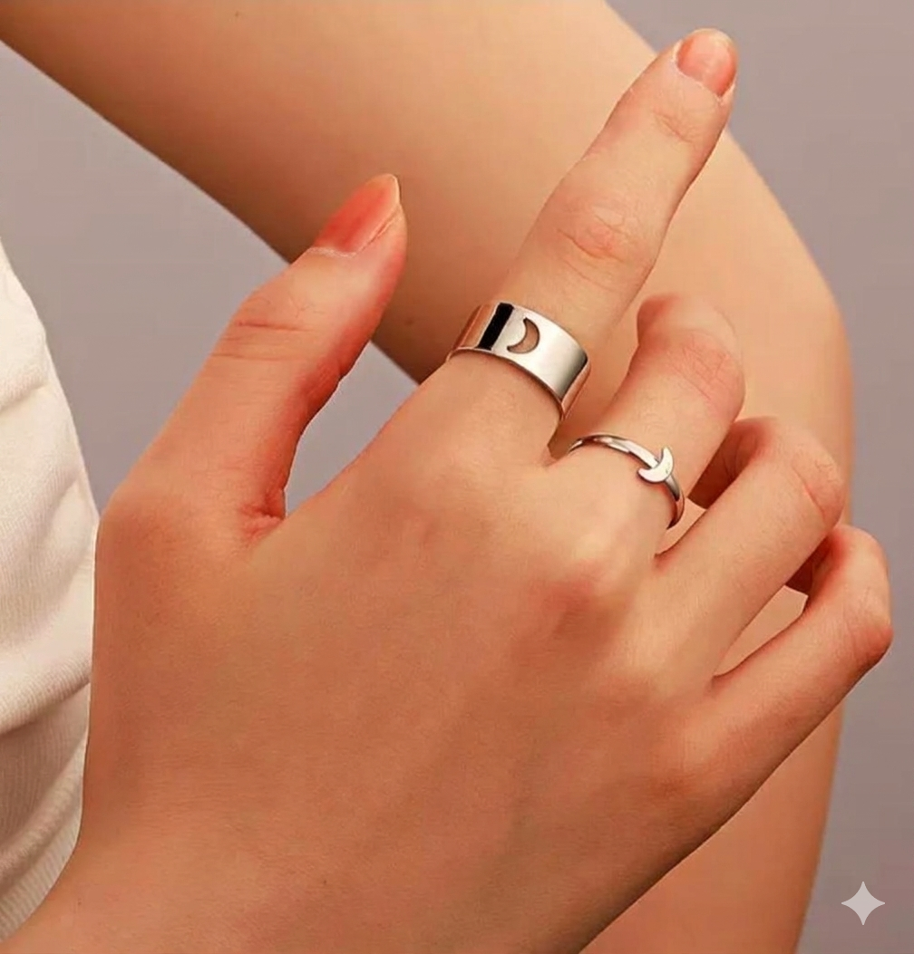 🌙 Silver Moon Couple Rings Set – 2 Pcs Adjustable Alloy Rings